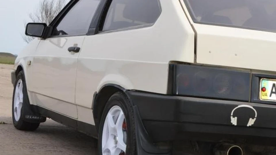 Lada 2108 2