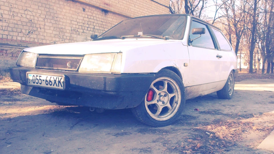 Lada 2108 4
