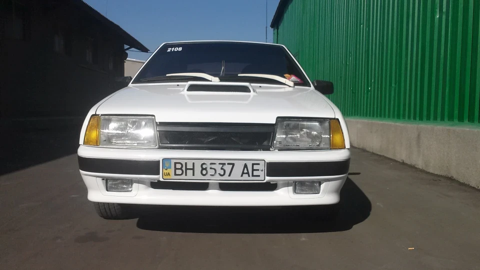 Lada 2108 2