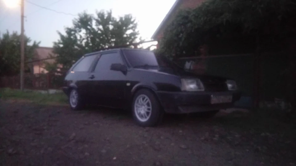 Lada 2108