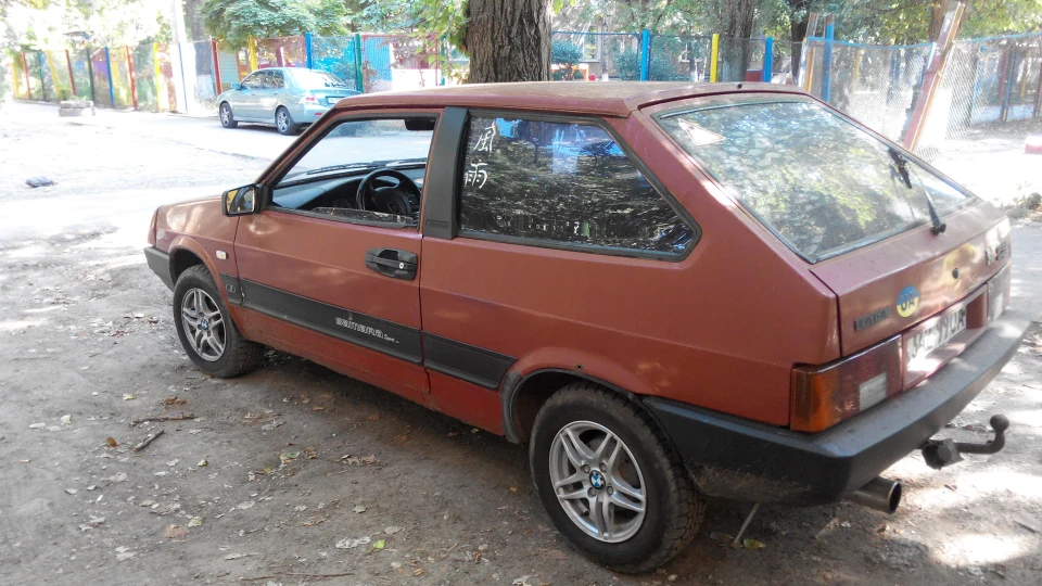 Lada 2108 3