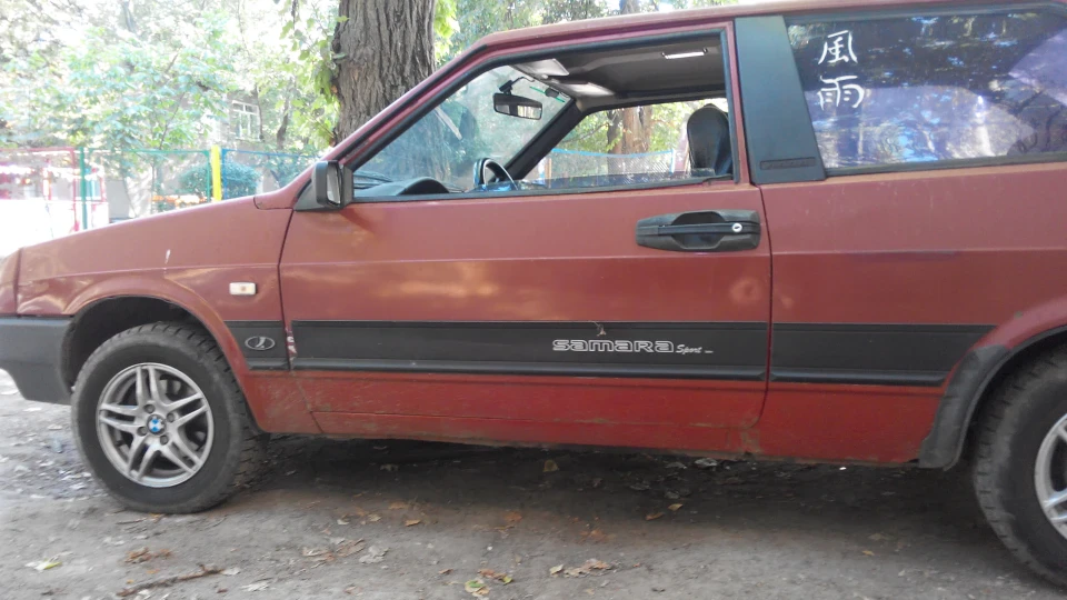 Lada 2108 4