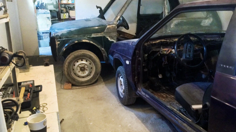 Lada 2108