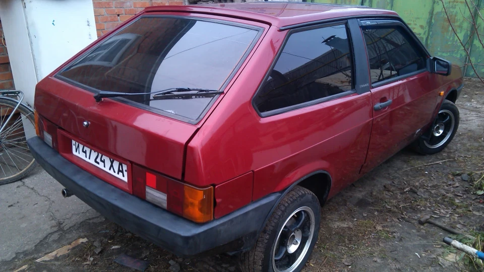 Lada 2108 3