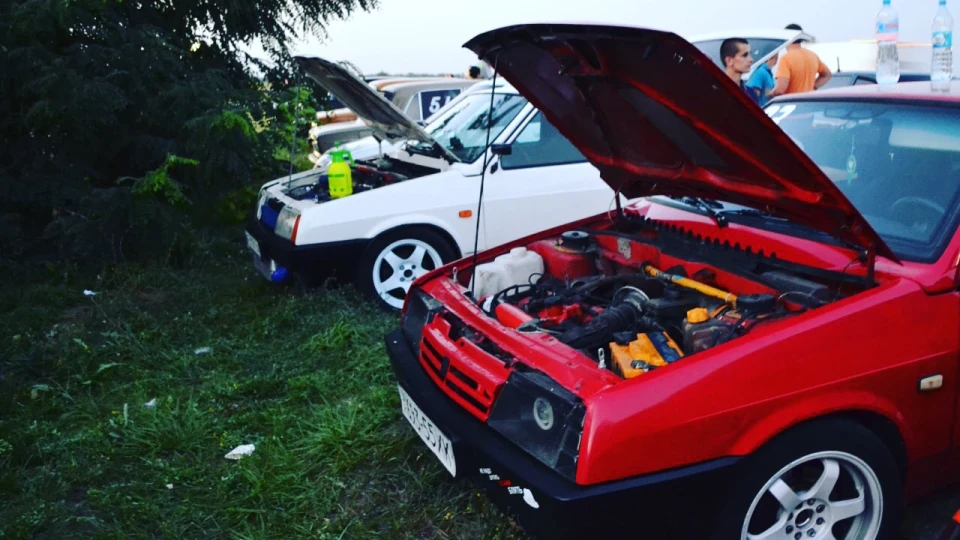 Lada 2108 4