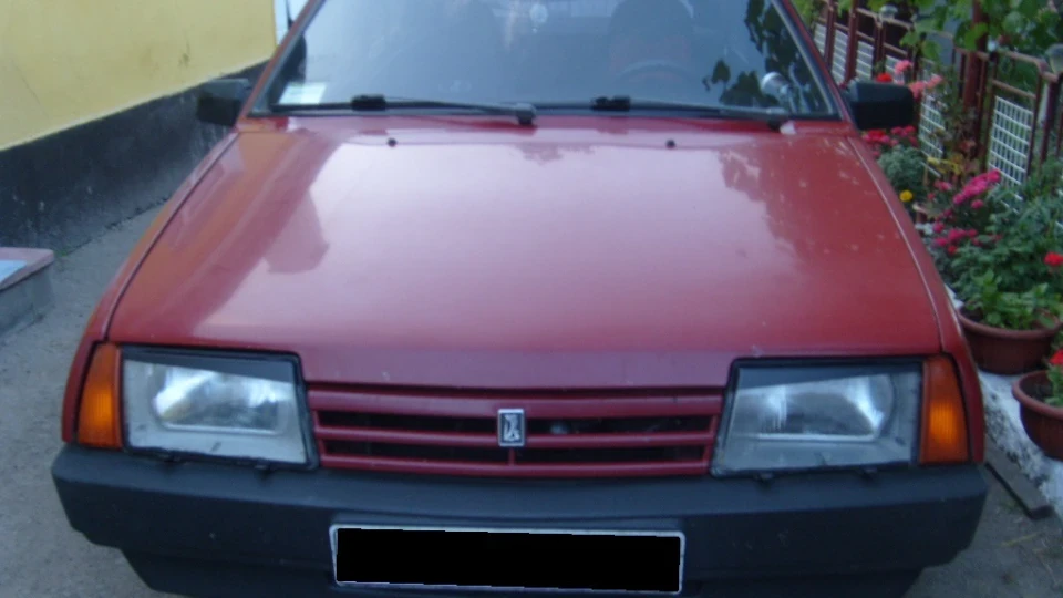 Lada 2108 4