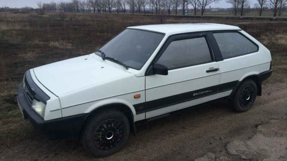 Lada 2108 3
