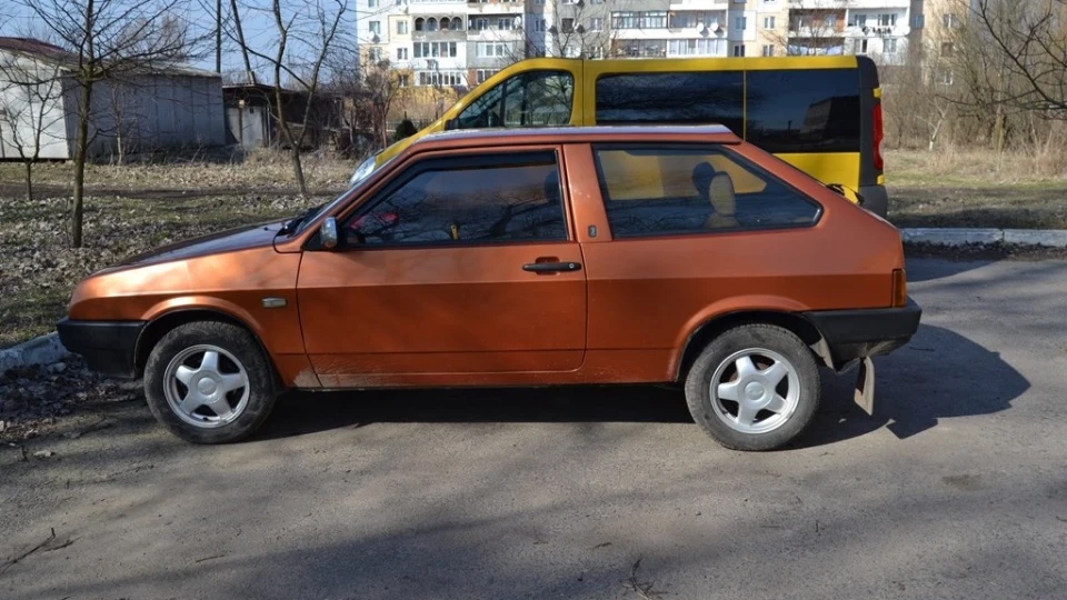 Lada 2108 2