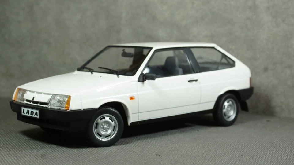 Lada 2108 2
