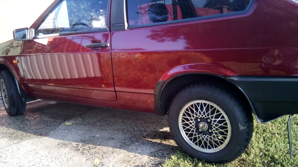 Lada 2108 4