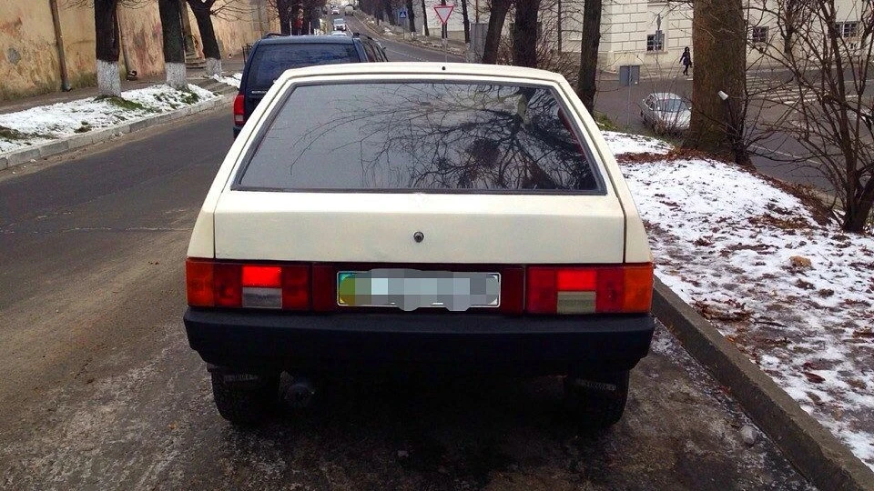 Lada 2108 3