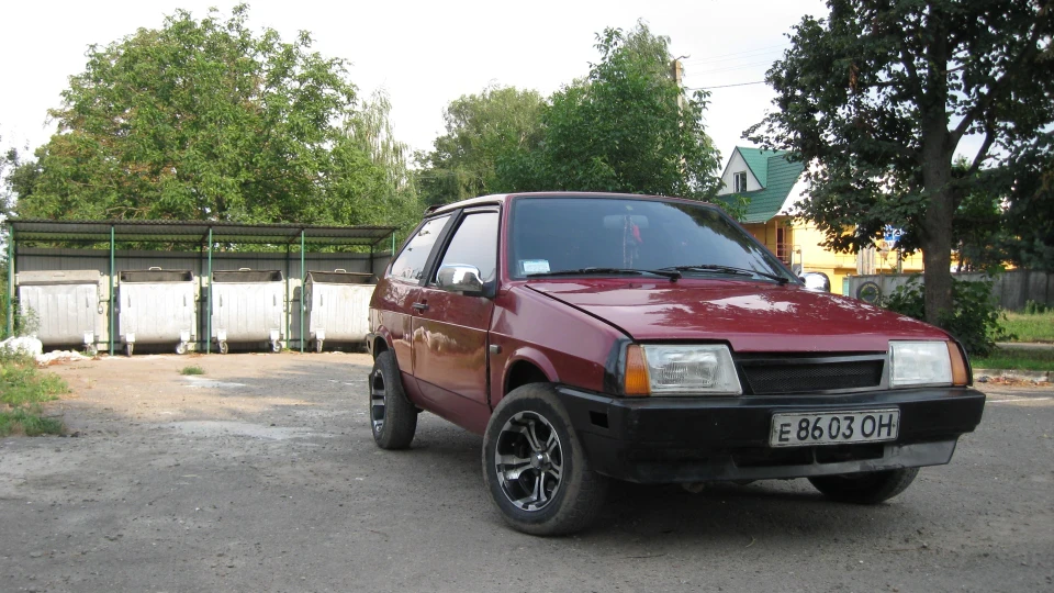 Lada 2108 3