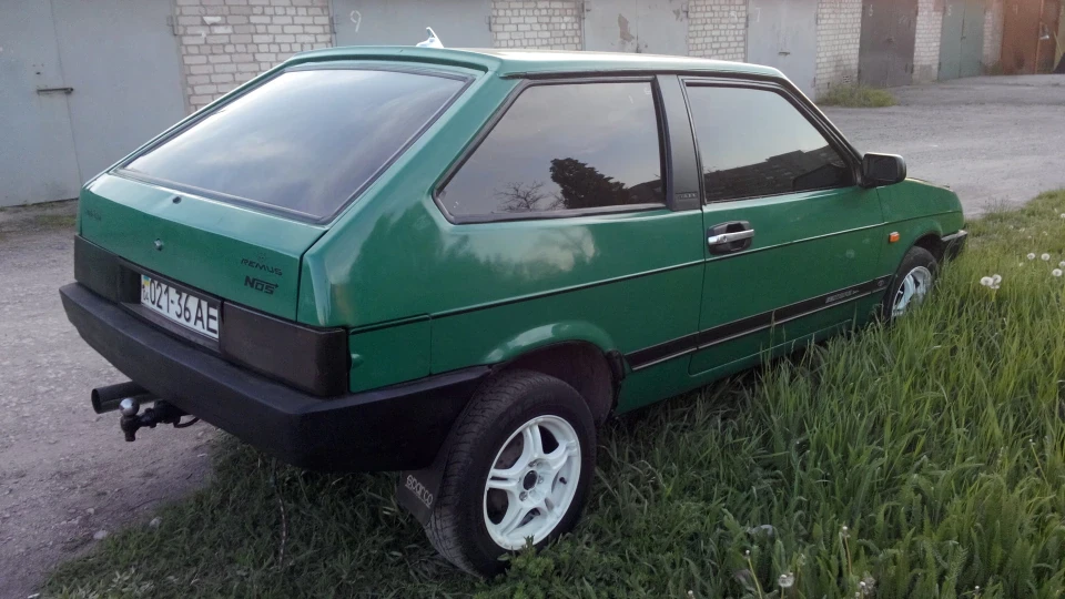 Lada 2108