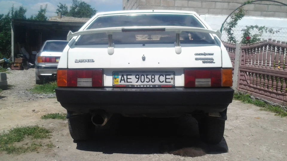 Lada 2108 4