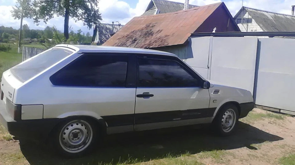 Lada 2108 2