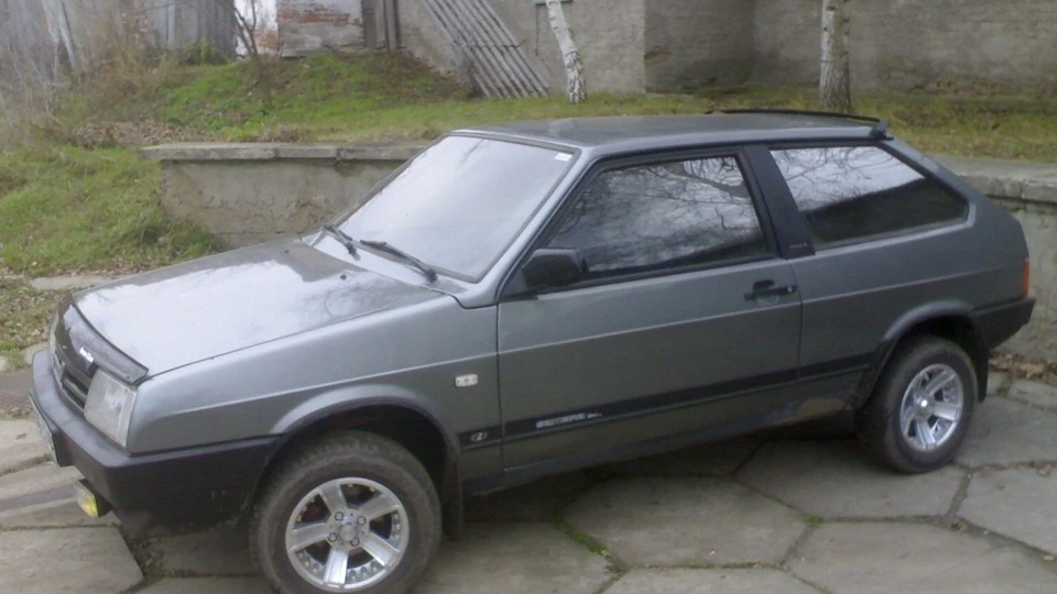 Lada 2108 2