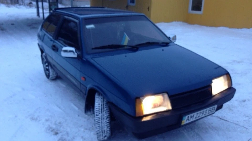 Lada 2108 3