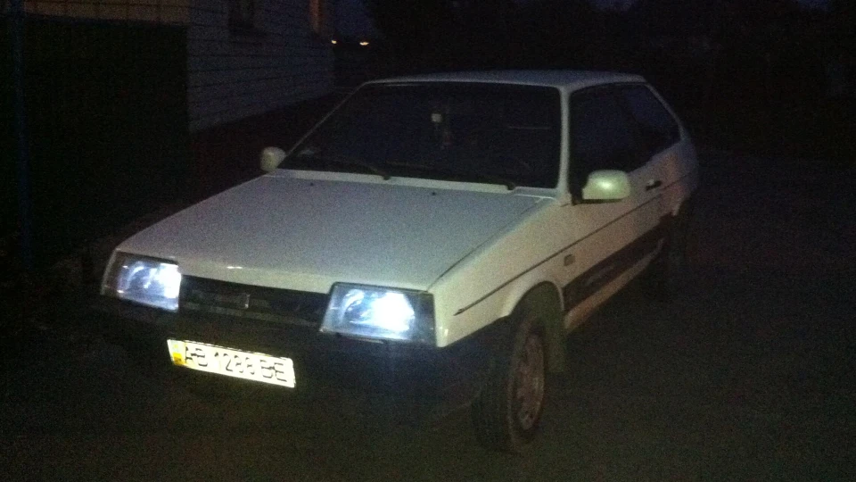 Lada 2108
