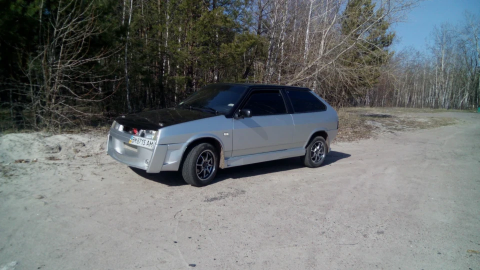 Lada 2108 4