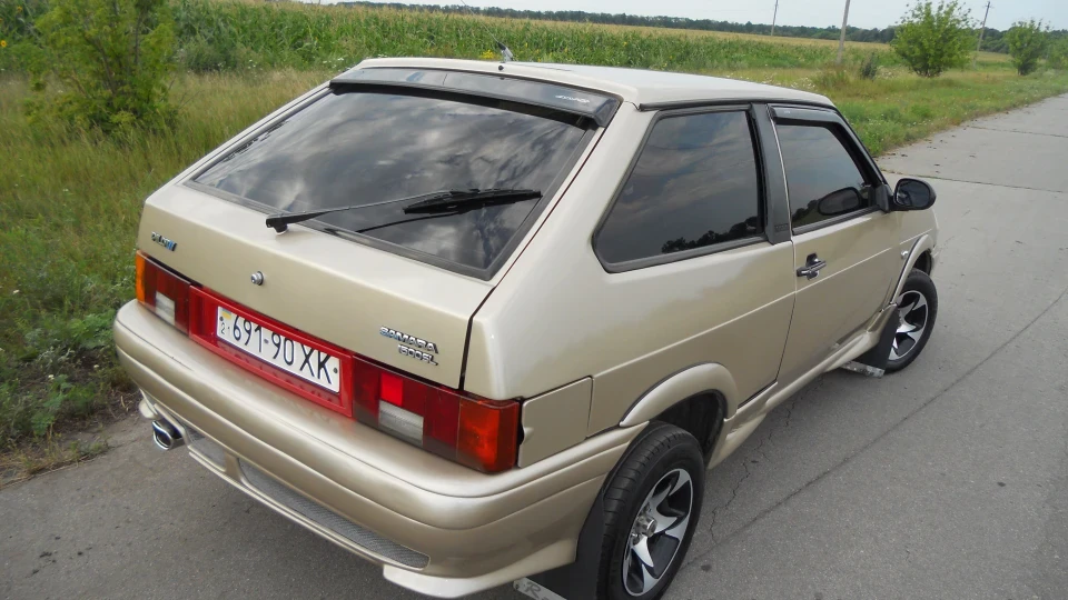 Lada 2108 5
