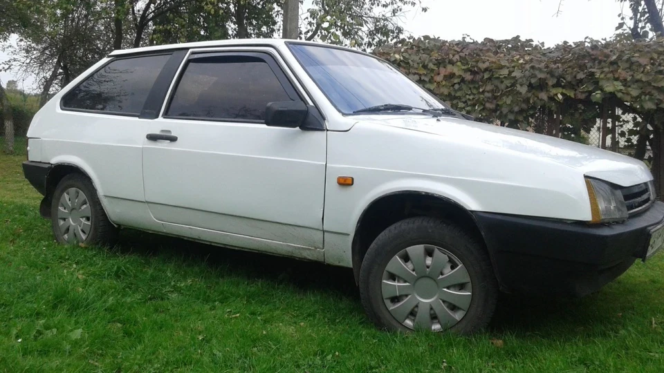 Lada 2108 2