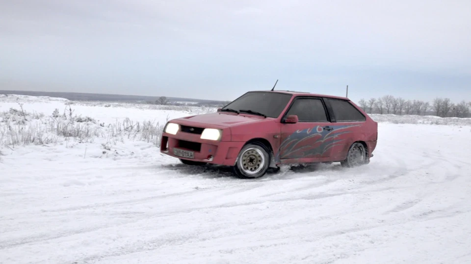 Lada 2108 4
