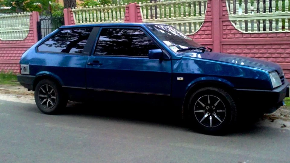 Lada 2108 2