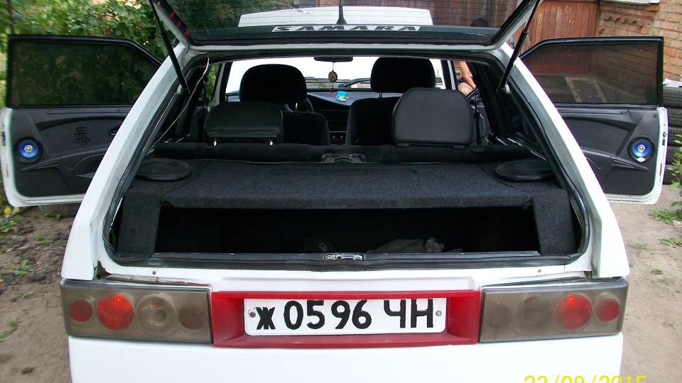 Lada 2108 4