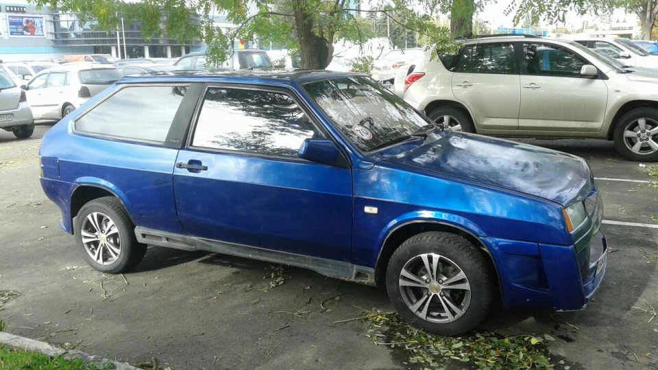 Lada 2108 5