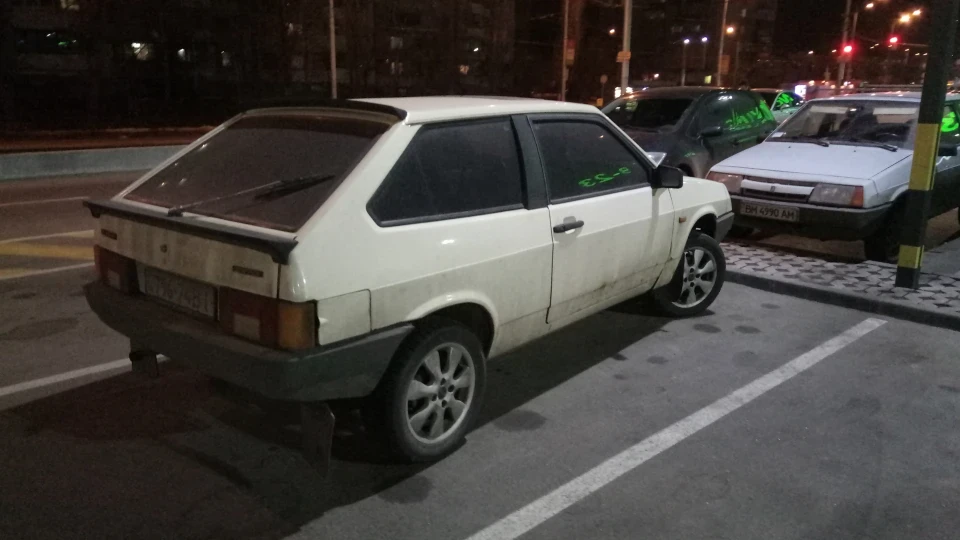 Lada 2108 4