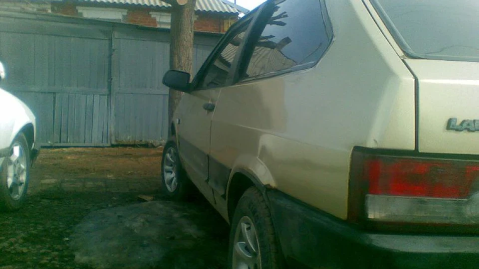 Lada 2108 3