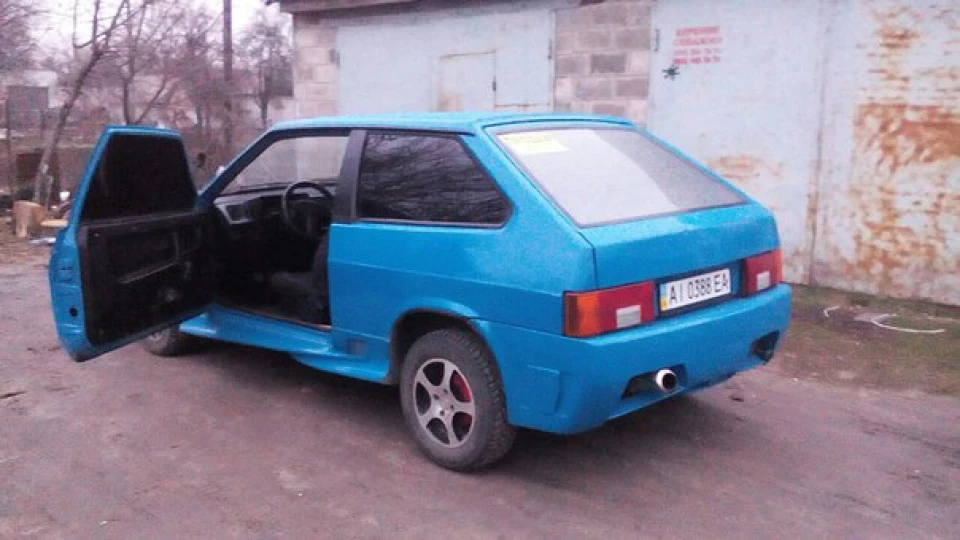 Lada 2108 4