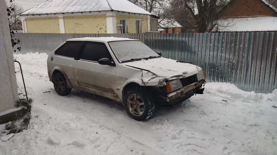 Lada 2108