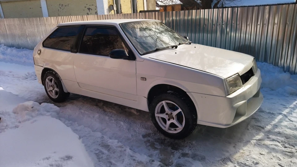 Lada 2108 5