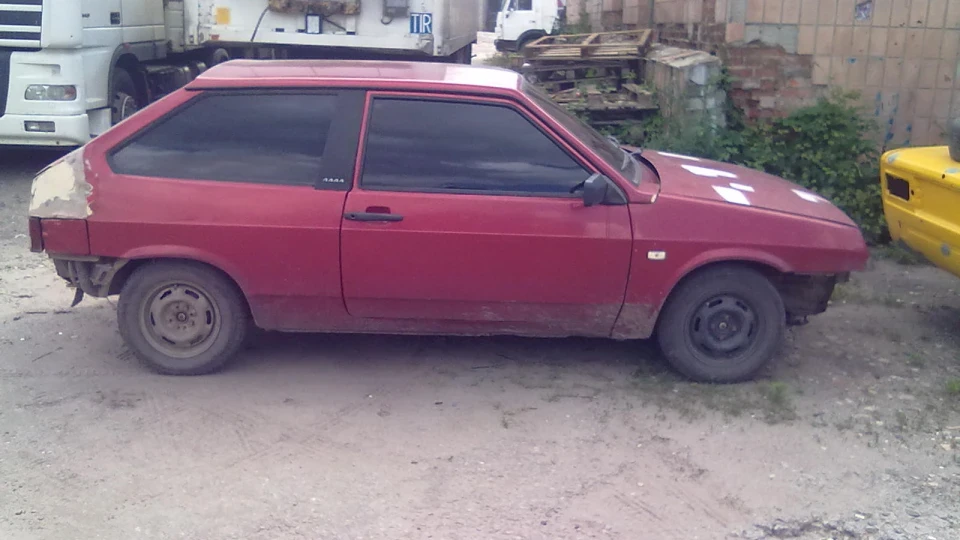 Lada 2108 4