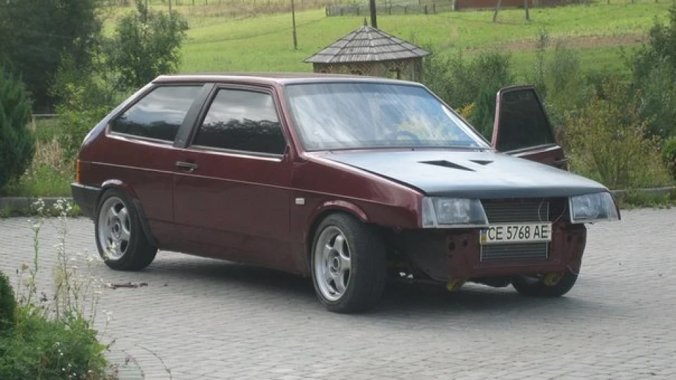 Lada 2108 3