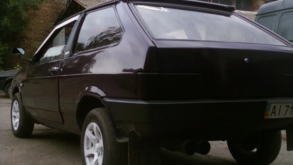 Lada 2108 5