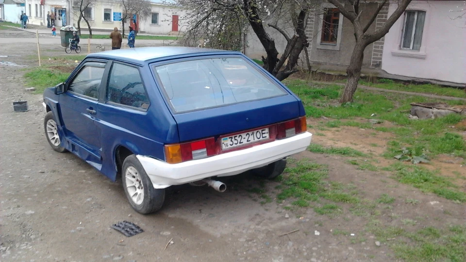 Lada 2108 3