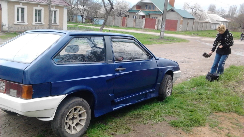 Lada 2108 4