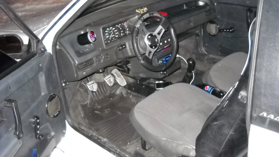 Lada 2108 3