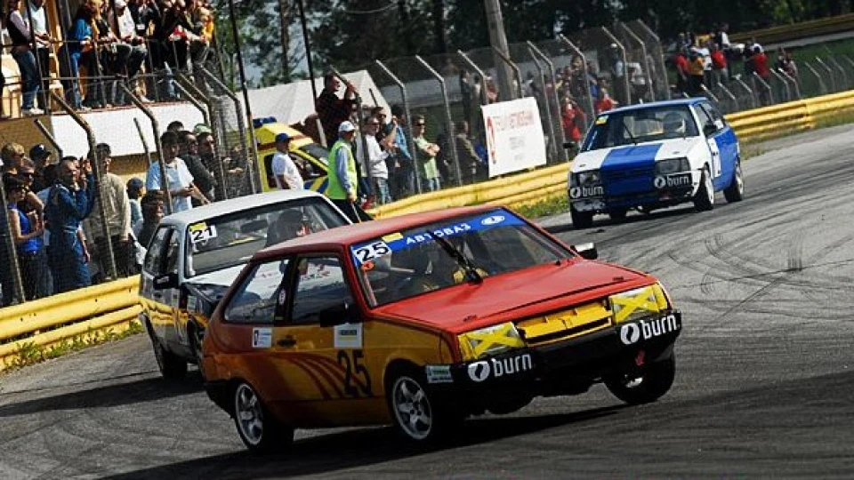 Lada 2108 4