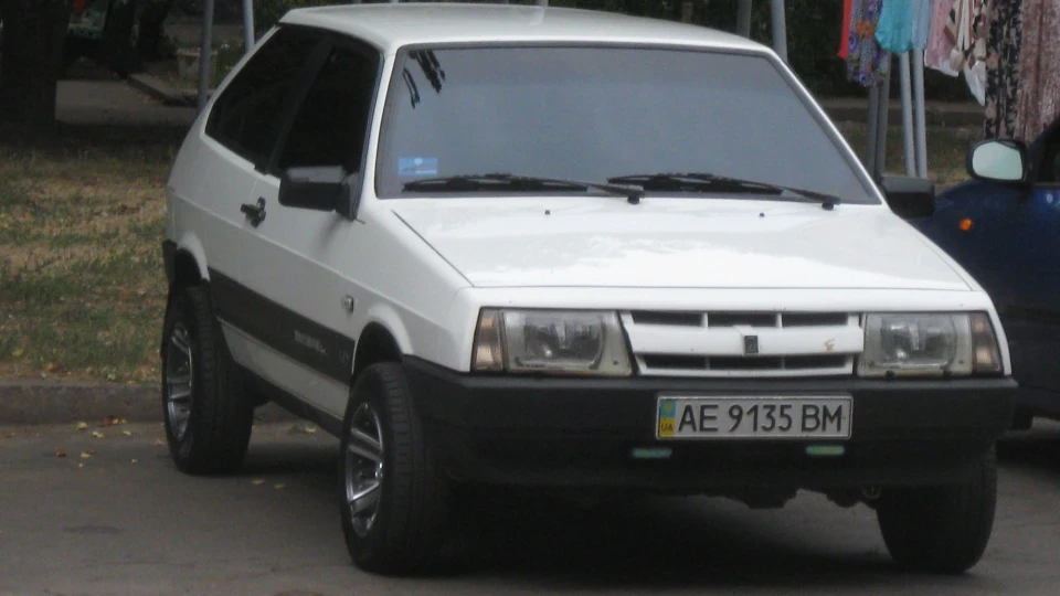 Lada 2108 2