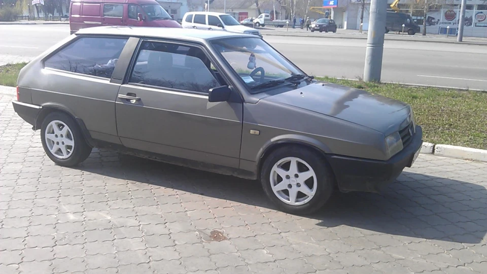 Lada 2108 2