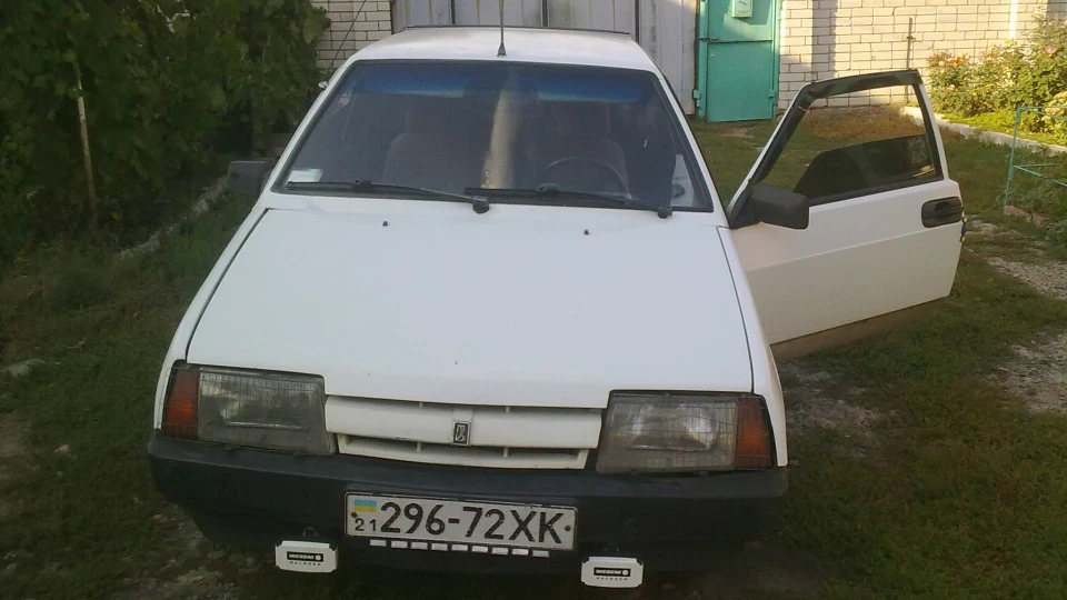 Lada 2108 3