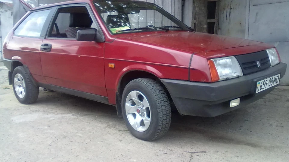 Lada 2108 2