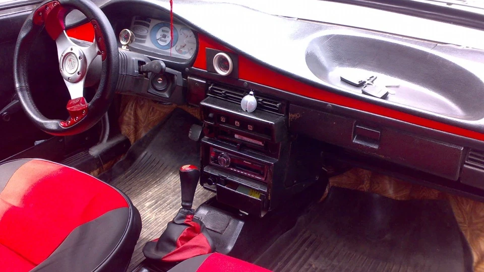 Lada 2108 2