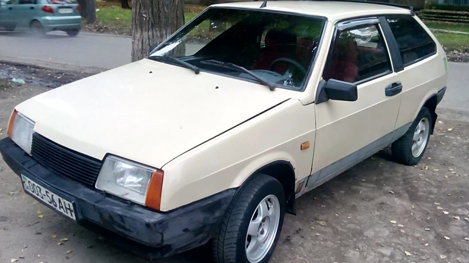 Lada 2108 2