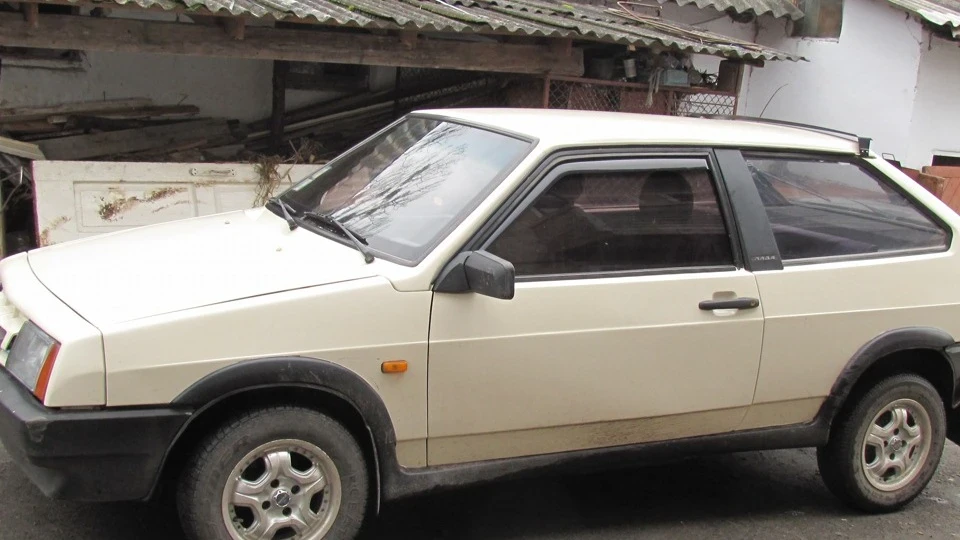 Lada 2108 2