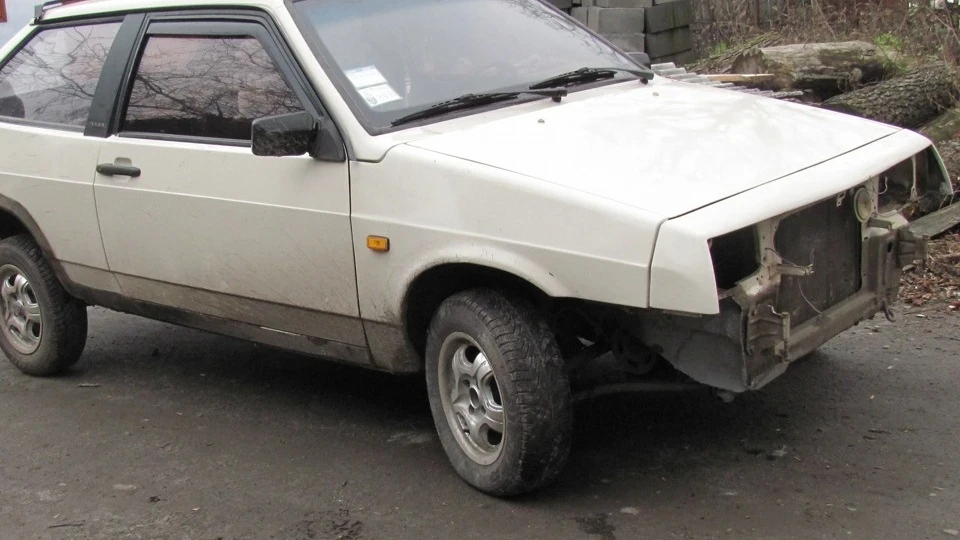 Lada 2108 4