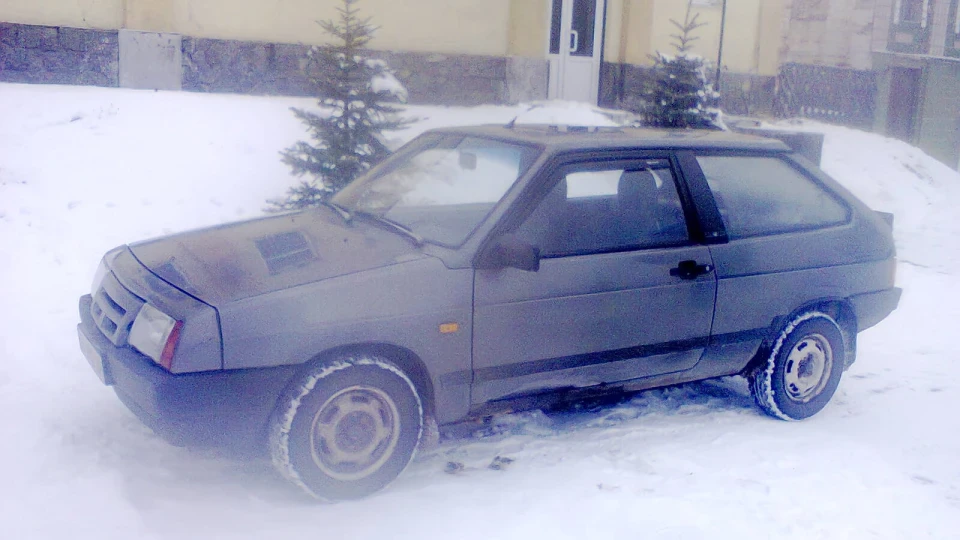 Lada 2108 3